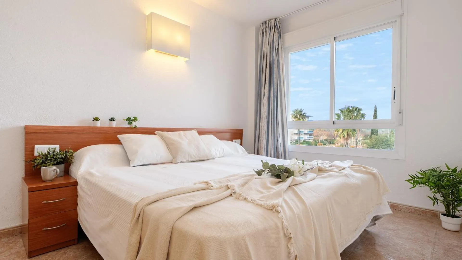Apartment Los Juncos III La Pineda